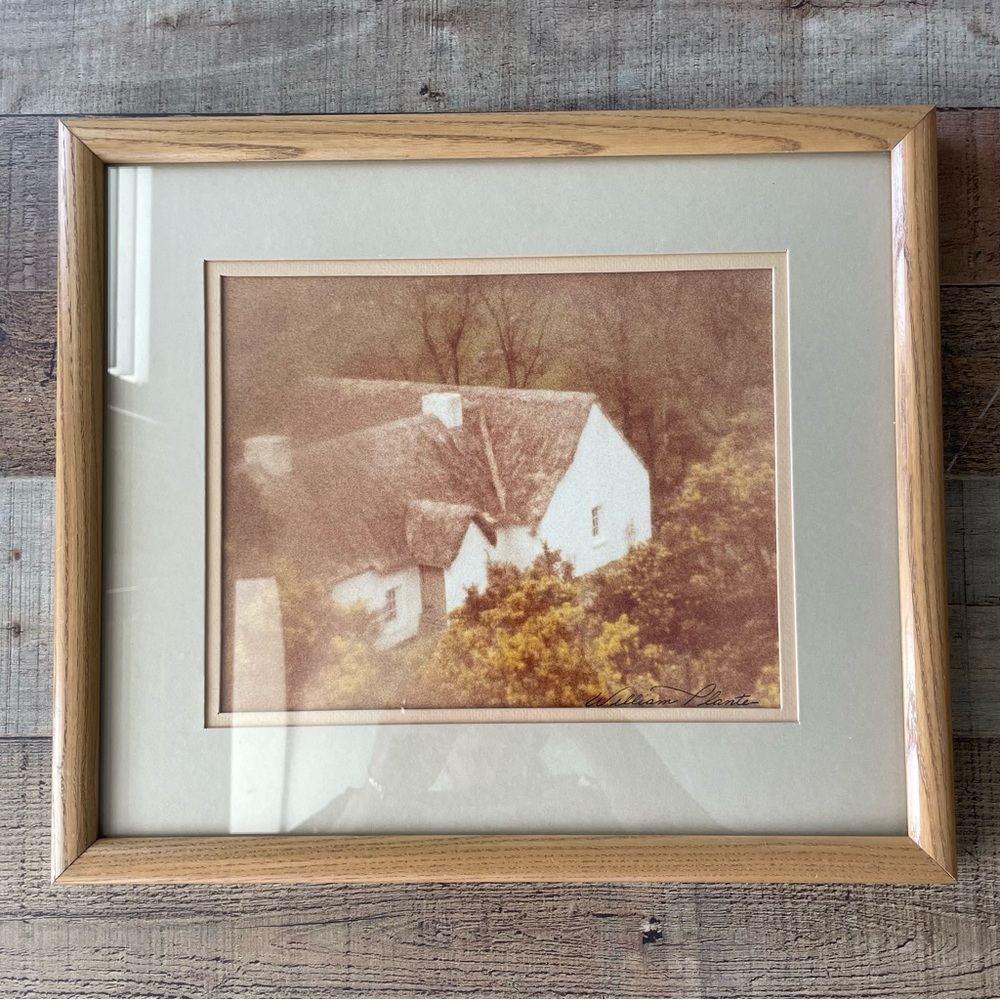 William Plante Photography Wicklow Cottage 10x8 Photo in Matted Oak Wood Frame